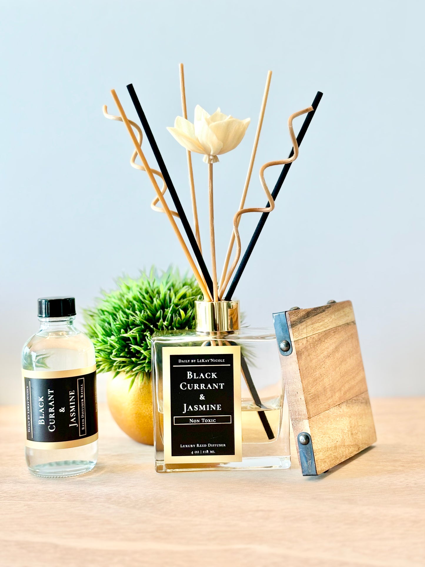 Black Currant & Jasmine Luxury Reed Diffuser